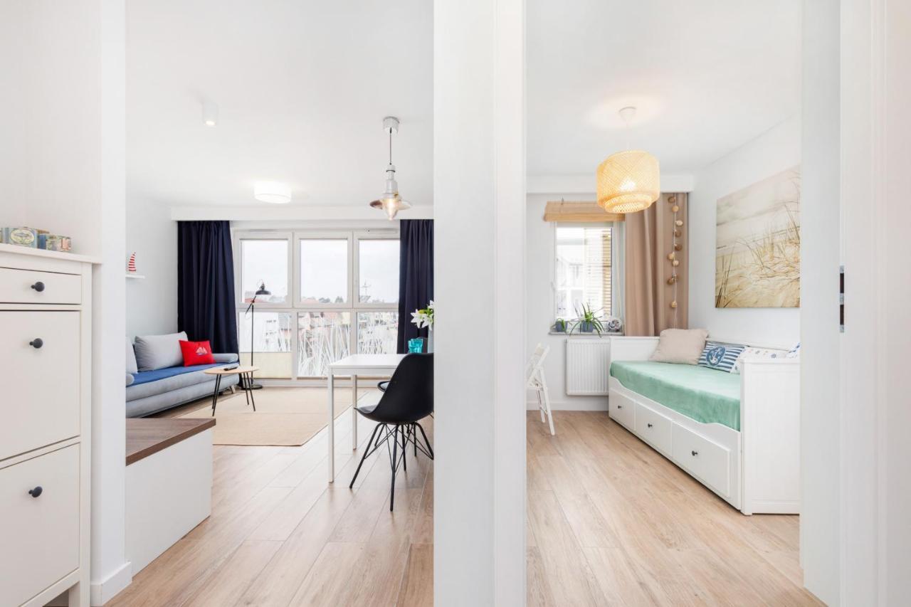 Marine Apartment 9B By Noclegi Renters Дзивновек Экстерьер фото